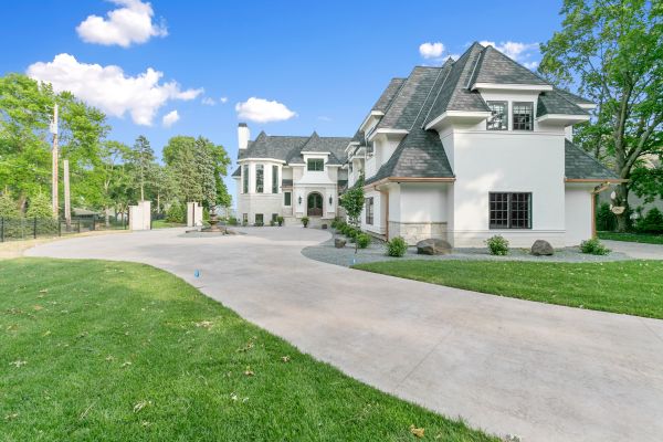 Cost of Concrete Driveway Installation in Southport