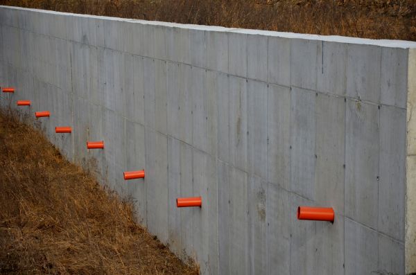 Cost of Concrete Wall Installation in Southport